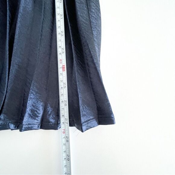 Essue Navy Pleated Skirt Side Zip Women's S - Picture 8 of 9